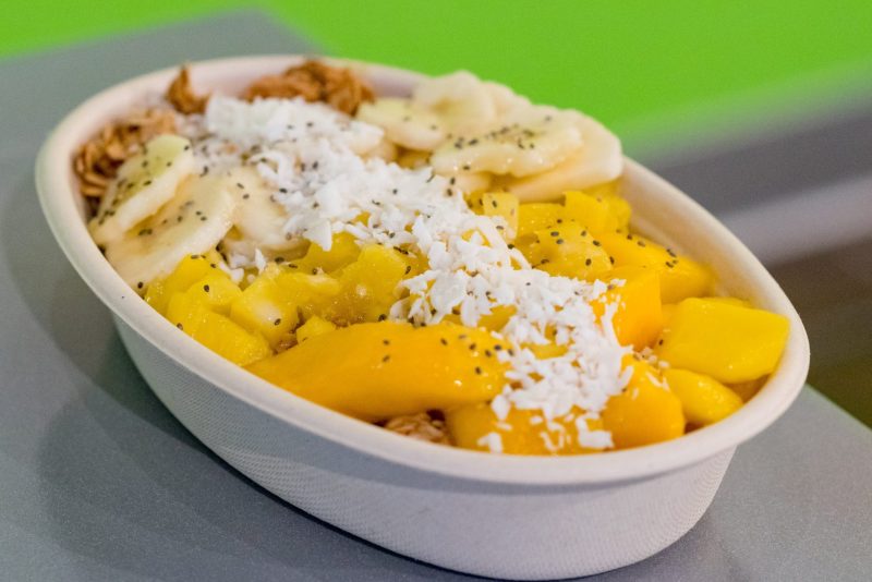There's a new spot in town for healthy eats. Swing by Grabbagreen and check out their vegan options. For more vegan-friendly restaurants in Las Vegas, visit www.vegansbaby.com/vegansbaby2018