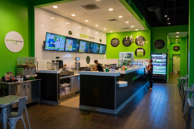 There's a new spot in town for healthy eats. Swing by Grabbagreen and check out their vegan options. For more vegan-friendly restaurants in Las Vegas, visit www.vegansbaby.com/vegansbaby2018