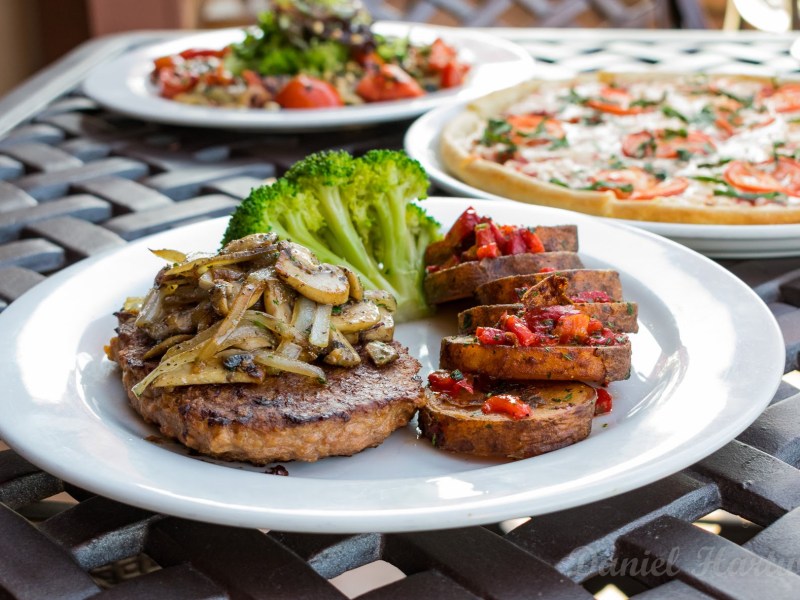Bootlegger Italian Bistro has added a vegan section to its menu! For more vegan dining in Las Vegas, visit www.vegansbaby.com