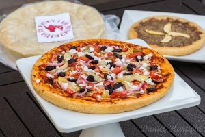 There's a new vegan, gluten free crust in town, Pinky's Up Gluten Free Pizza Crust. For more vegan friendly items in Las Vegas, visit www.vegansbaby.com