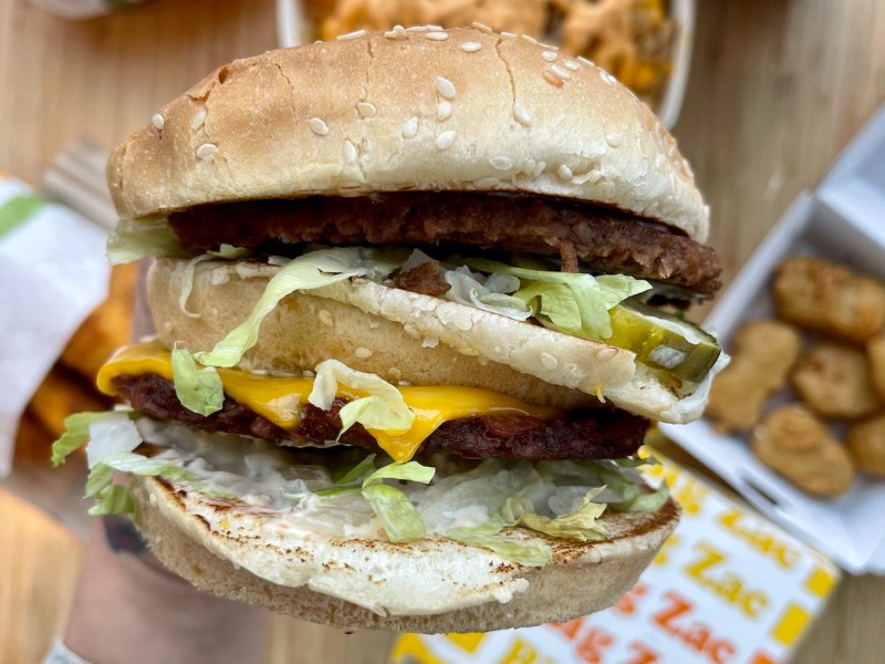 5 dishes to try at Plant Power Fast Food. For more vegan dining visit www.vegansbaby.com