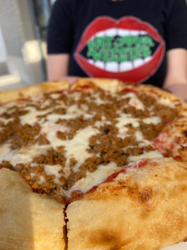 If you're looking for vegan pizza in Las Vegas, check out the vegetarian/vegan Pizza 108 and its ghost kitchen. For more vegan dining in Las Vegas, visit www.vegansbaby.com