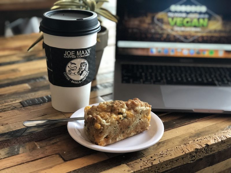 15 of the best vegan dishes in Las Vegas that everyone needs to try! For more vegan food in Las Vegas, visit www.vegansbaby.com/vegansbaby2018