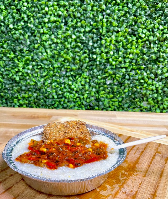 Looking for vegan soul food in Las Vegas? Check out Souley Vegan. Here is what to order at Souley Vegan. For more vegan dining in Las Vegas, visit www.vegansbaby.com