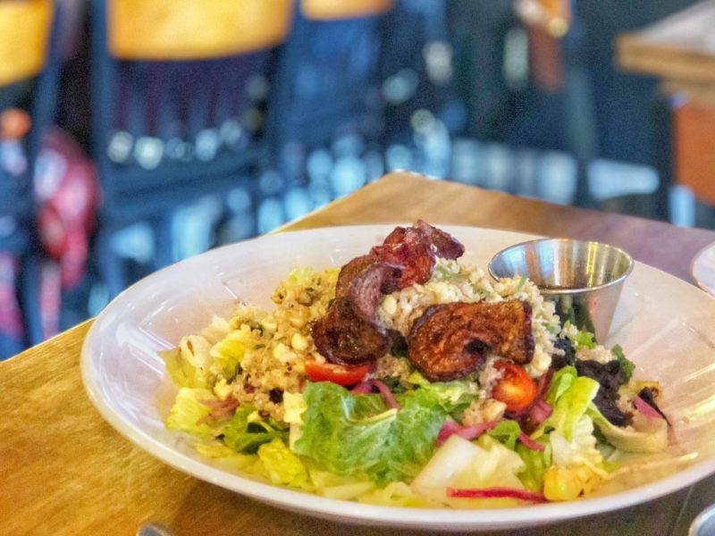 Salud Mexican Bistro features vegan options in Las Vegas. Salud has a creative vegan menu and more. For more vegan food in Las Vegas, visit www.vegansbaby.com/vegansbaby2018