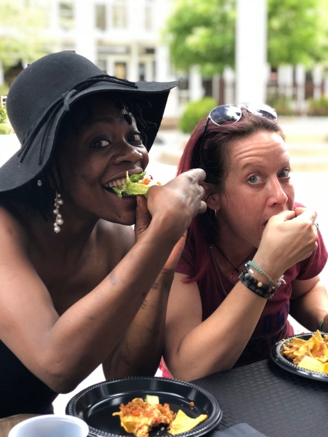 Vegans, Baby is expanding to New York City to guide you to vegan options in New York. 
