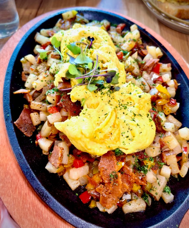 7 dishes to order for vegan brunch at Good Morning Kitchen in Las Vegas. For more vegan dining in Las Vegas visit vegansbaby.com