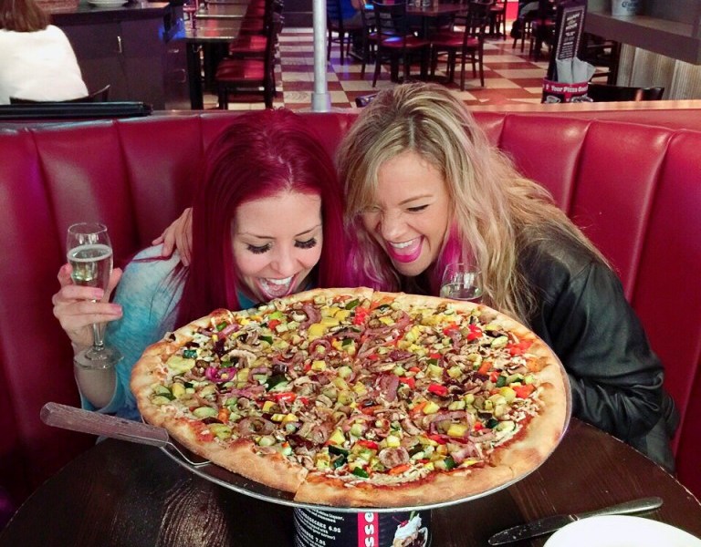 Vegan pizza and other Italian specialties abound at Slice of Vegas inside the Shoppes at Mandalay Bay. For more vegan dining options in Las Vegas, visit www.vegansbaby.com/vegansbaby2018