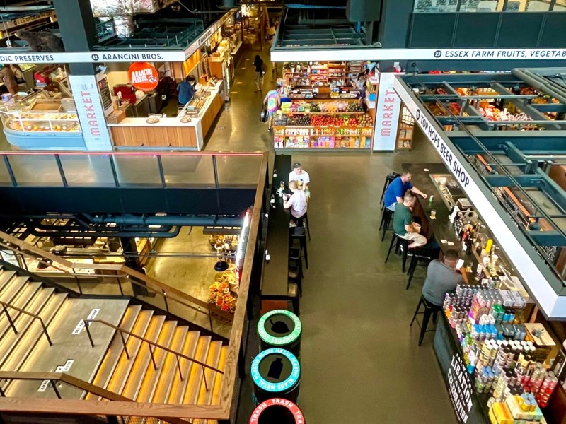 Vegan guide to Essex Market in New York City. For more vegan guides to New York City visit www.vegansbaby.com