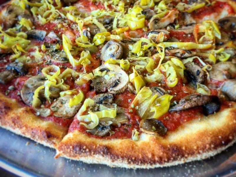 From garlic knots to homemade vegan ranch to vegan pizza, Pizza Company has it all in Las Vegas. For more vegan dining options in Las Vegas, visit www.vegansbaby.com/vegansbaby2018