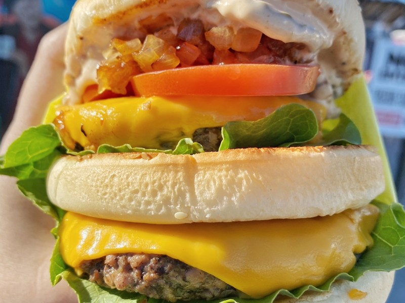 Underground Burgers is delivering vegan burgers to Las Vegas. For more vegan dining visit www.vegansbaby.com