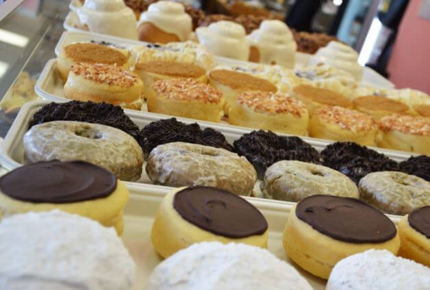 Vegan donuts galore! Ronald's Donuts offers two full shelves of vegan donuts. Located in Chinatown, this is the spot to get all the vegan donuts. For more vegan dining options, visit www.vegansbaby.com/vegansbaby2018