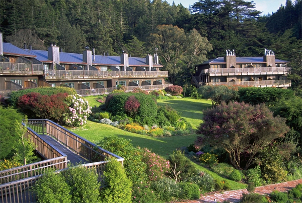 Stanford Inn by the Sea vegan eco-resort exterior in Mendocino California